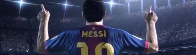 FIFA 14 Messi توپ در برابر توپ | بررسی نمرات دو بازی FIFA 2014 و PES 2014