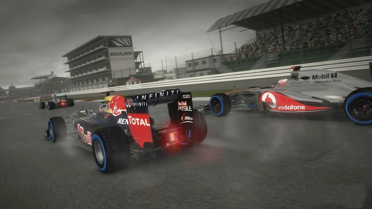 تصاویر و ویژگی های بازی F1 Online