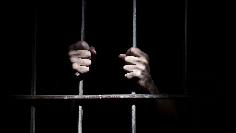 مردی که به خاطر بازی های XBOX به زندان رفت - گیمفا