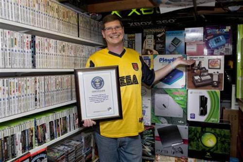 رکوردداری گینس: مردی با ۱۱۰۰۰ بازی رایانه‌ای معادل ۸۰۰,۰۰۰$ - گیمفا