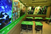 فروش همبرگر Xbox One در هنگ کنگ ! + تصاویر - گیمفا