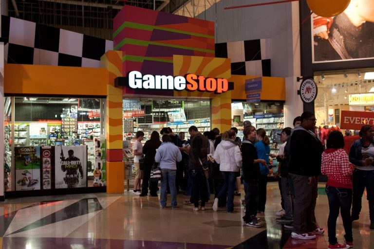 GameStop خبر از بسته شدن ۲۲۵ فروشگاه خود در سراسر دنیا را می‌دهد - گیمفا