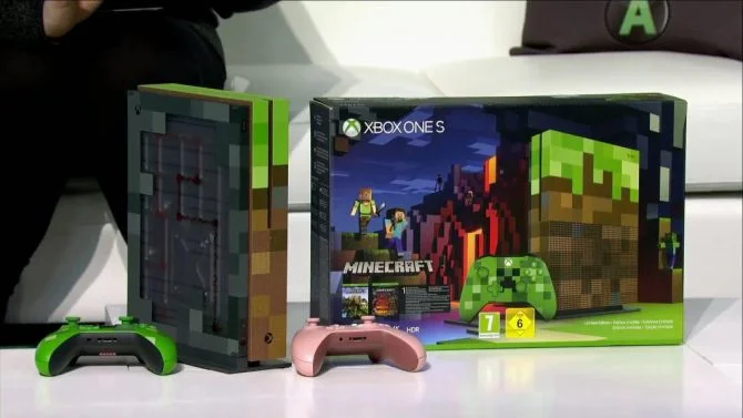 Gamescom 2017 | باندل جدید Xbox One S با طرح خاص Minecraft معرفی شد - گیمفا