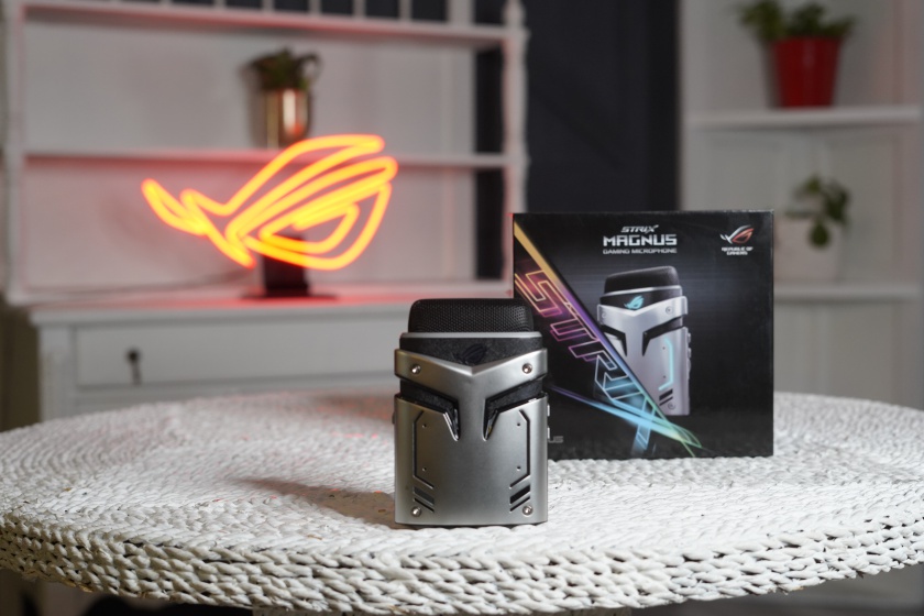 بررسی میکروفون گیمینگ rog strix magnus ایسوس صدایی از جنس نور و شفافیت