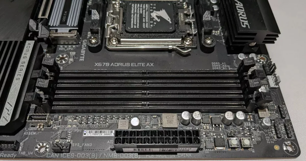 بررسی مادربرد گیگابایت Aorus X670 الیت AX - گیمفا