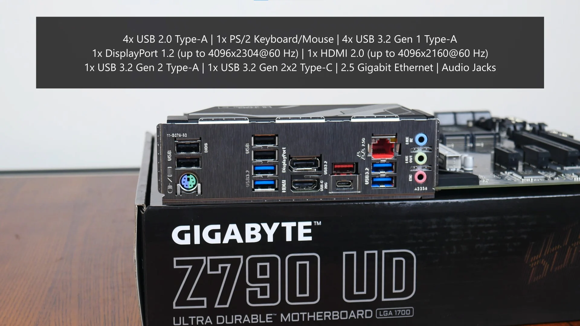 بررسی مادربرد gigabyte z790 ud ax
