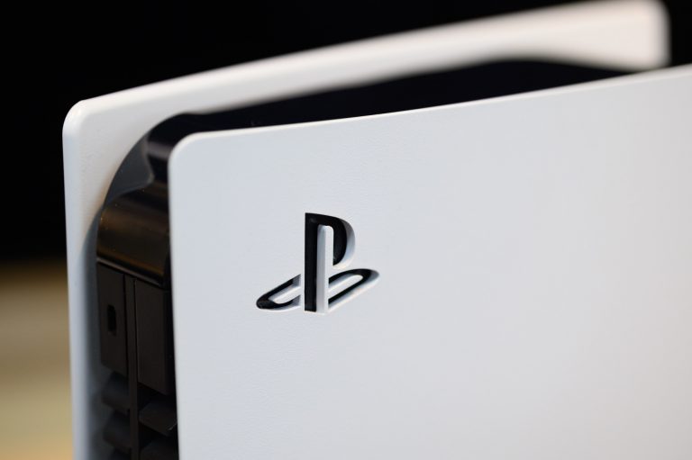 سونی انتظار دارد فروش PS5 کاهش پیدا کند؛ عدم عرضه بازی جدید از فرنچایزهای بزرگ تا آوریل ۲۰۲۵