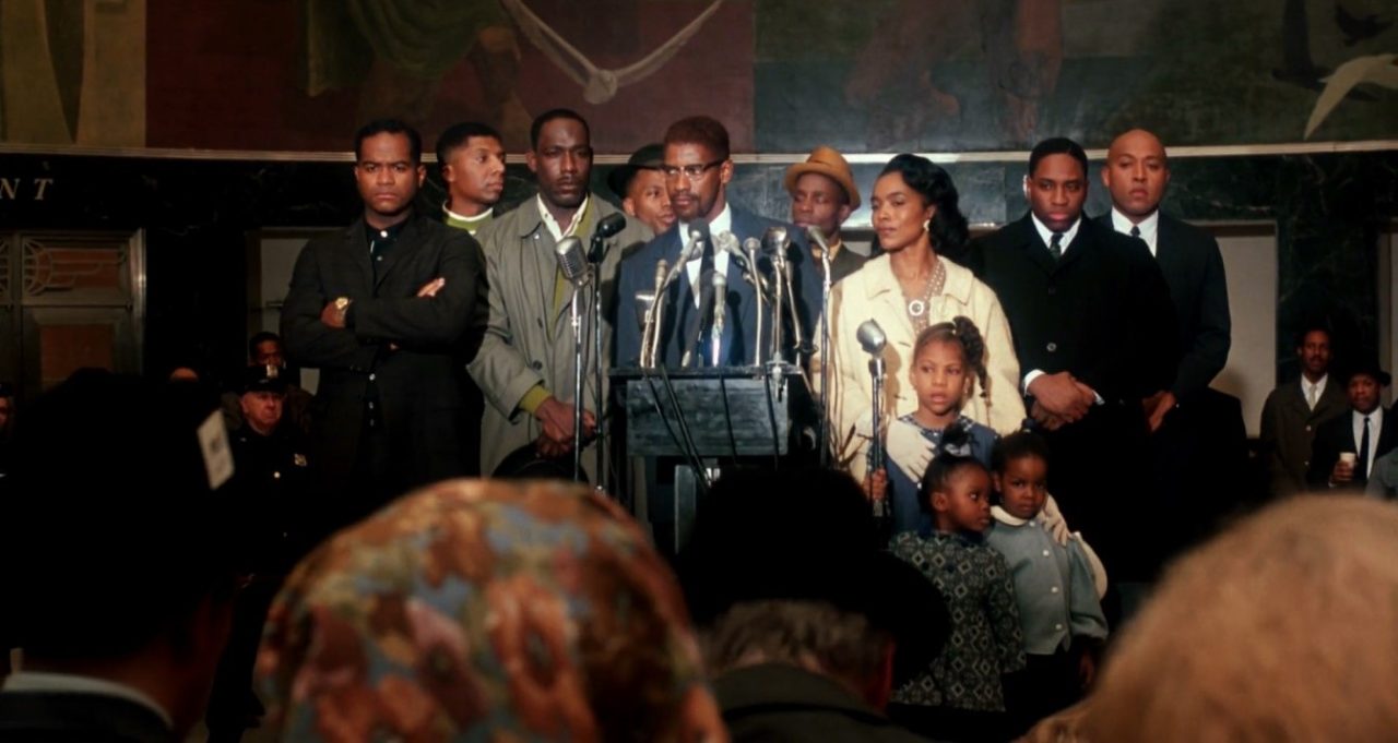 معرفی فیلم Malcolm X | بیوگرافی خشمگین‌ترین سیاه پوست آمریکا - گیمفا