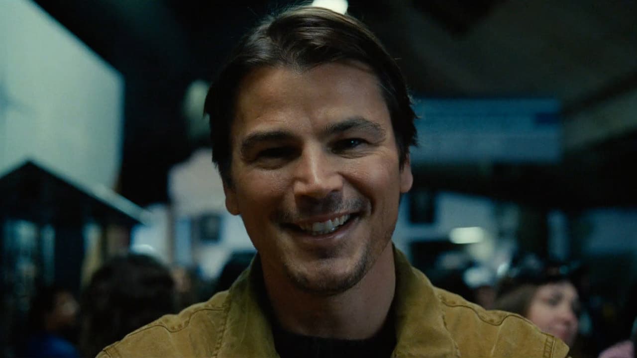 josh hartnett in trap movie