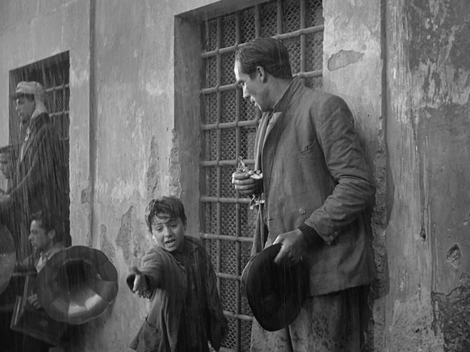 نقد فیلم Bicycle Thieves | از دردی گریسته‌ام که از آن من نیست - گیمفا