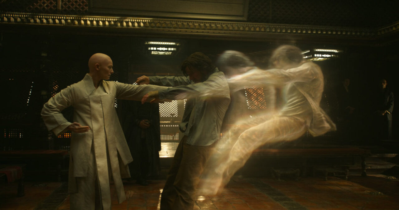 ورود روح استیون استرینج به جهان میان مرگ و زندگی doctor strange