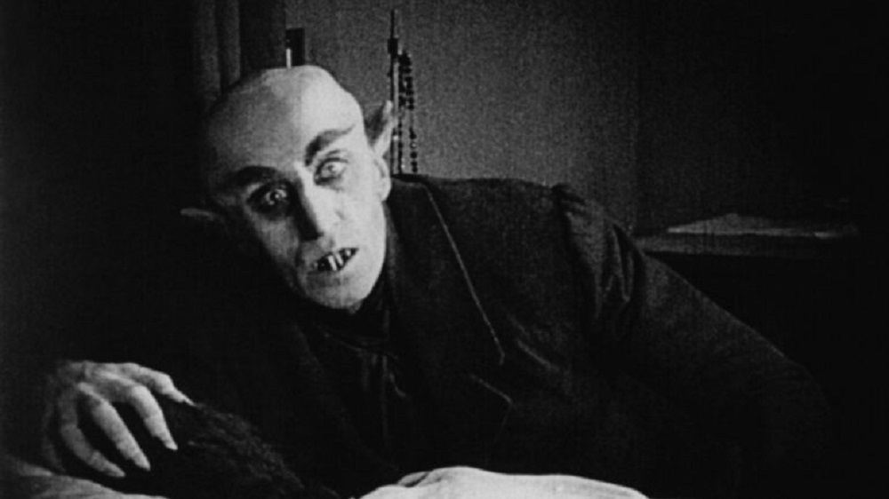 نقد فیلم Nosferatu | شیطان در سایه‌ها ایستاده… - گیمفا