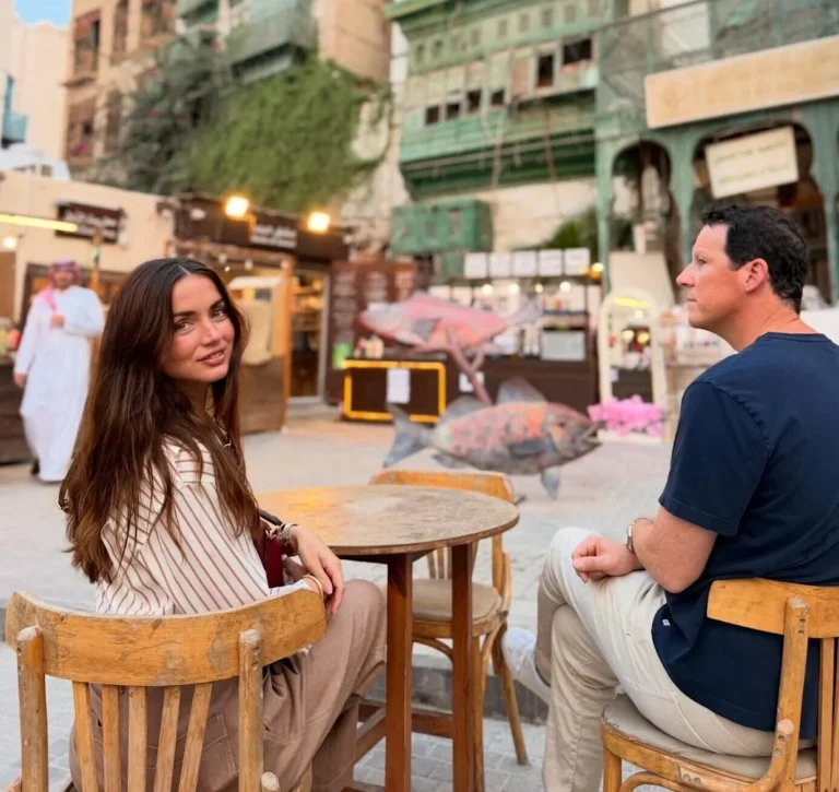 آنا د آرماس از تجربه سفرش به عربستان گفت + تصاویر