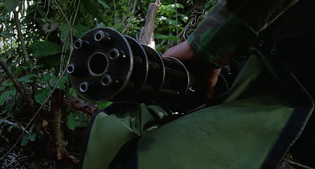 img 20251212 221305 445 ۱۰ سلاح جنگی افسانهای تاریخ سینما