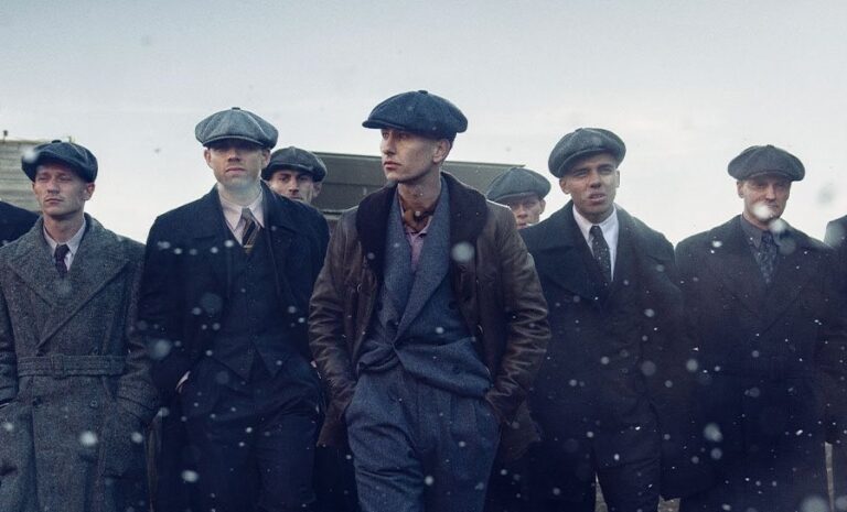 بری کیوگن در فیلم Peaky Blinders: The Immortal Man نقش رهبر نسل جدیدی از پیکی بلایندرز را بازی می‌کند