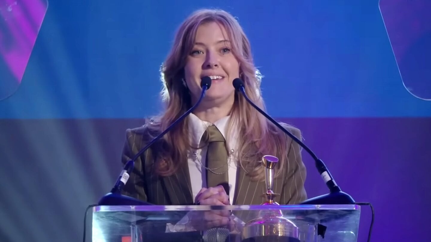 jennifer english joysticks میخواهید برنده بهترین بازی سال شوید؟ این بازیگر را استخدام کنید - گیمفا