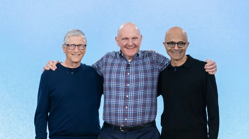 satya nadella xbox hd scaled322 احتمال تعدیل نیروی مجدد در مایکروسافت وجود دارد؛ نادلا از ابعاد شرکت راضی نیست - گیمفا