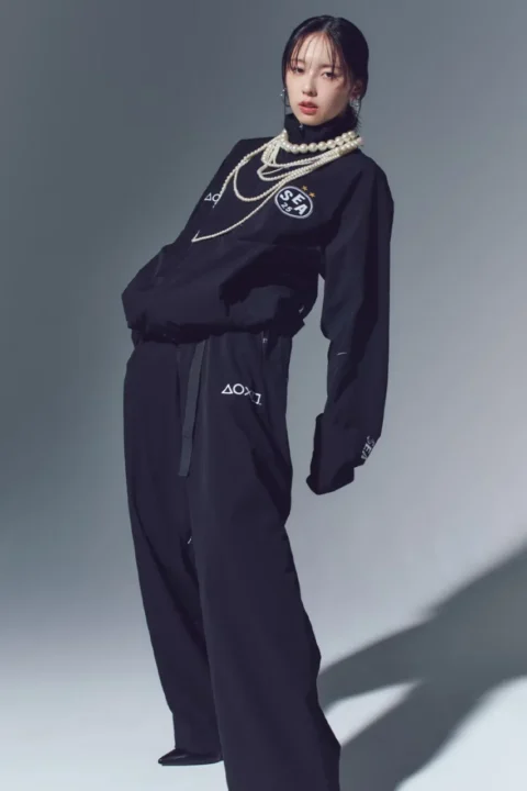 silent hill fs konatsu kato models new playstation drip from japanese street fashion brand 9large بازیگر Silent Hill f مدل شد؛ رونمایی از کلکسیون لباسهای جدید پلی استیشن - گیمفا