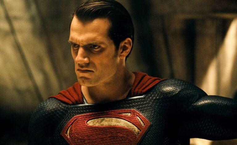 زک اسنایدر تصاویر جدیدی از هنری کویل در لباس سوپرمن منتشر کرد