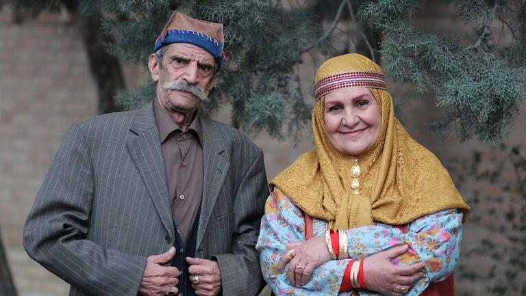 سریال کمدی جدید تلویزیون شباهت زیادی به «نون خ» دارد