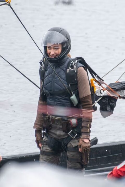 تصاویر پشت صحنه سریال Tomb Raider سوفی ترنر را در نقش لارا کرافت نشان می‌دهد | گیمفا