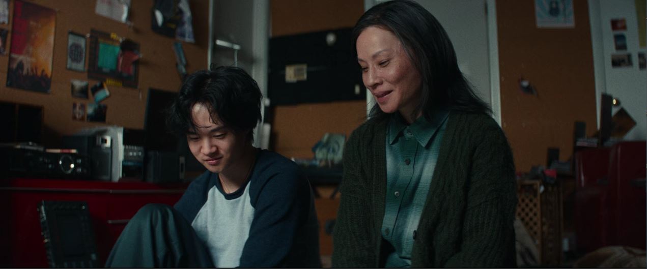 نقد فیلم Rosemead | دنیای آشفته یک نوجوان | موبوگیم