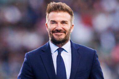 بالاتر از شکیرا و سوزان بویل؛ دیوید بکهام ۲۵ میلیون دلار درآمد از جام جهانی کسب کرد!