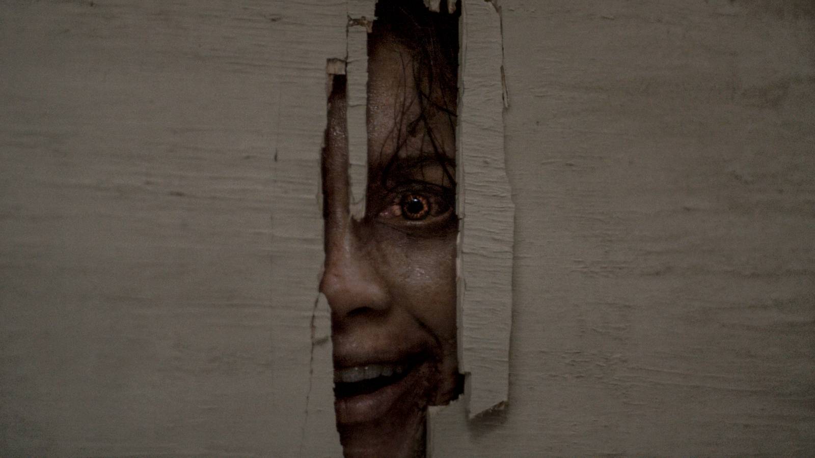 نقد فیلم Evil Dead Burn | از کلبه ریمی تا جهنم یخ‌زده