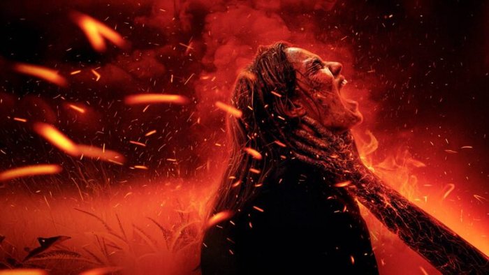 نقد فیلم Evil Dead Burn | از کلبه ریمی تا جهنم یخ‌زده