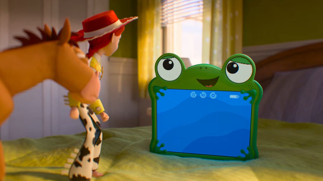 نقد و بررسی انیمیشن Toy Story 5 | حرف حساب در چیزی شبیه به اسپین آف | موبوگیم