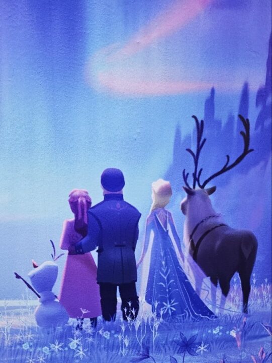 4363643 اولین تصاویر از Frozen 3 منتشر شد | لباسهای جدید السا و آنا را ببینید | موبوگیم