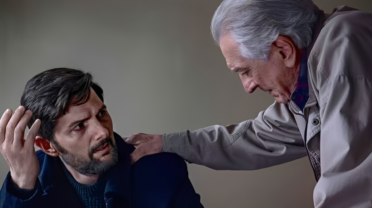Images پایان بحثبرانگیز The Whisper Man؛ سازندگان فیلم از راز پایان و وفاداری به رمان گفتند | موبوگیم