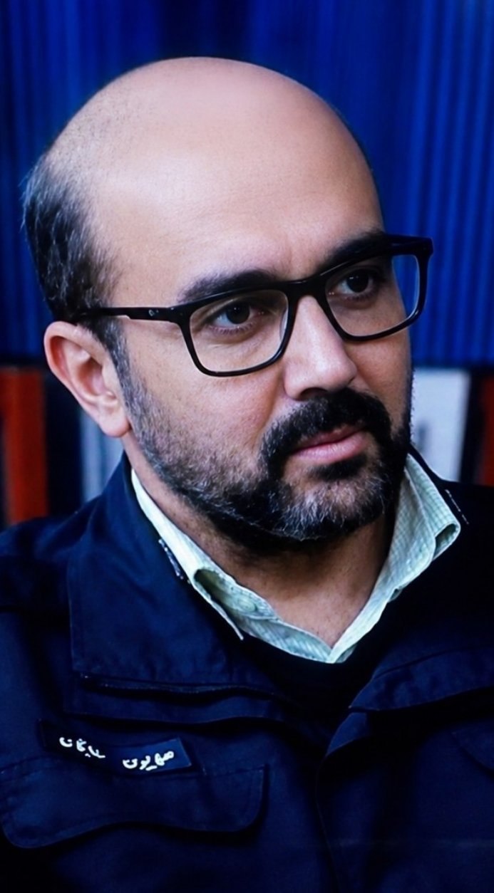 Photo 2026 08 06 00 26 01 تغییر چهره باور نکردنی پوریا پورسرخ در سریال اعتراف می کنم | موبوگیم