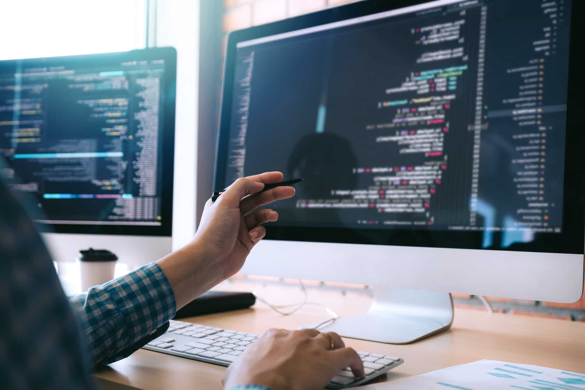 Tech developers چرا قرار نیست در صنعت نرمافزار و بازی شغلی پیدا کنید؟ پارادوکس مهندسان مسافرکش | موبوگیم